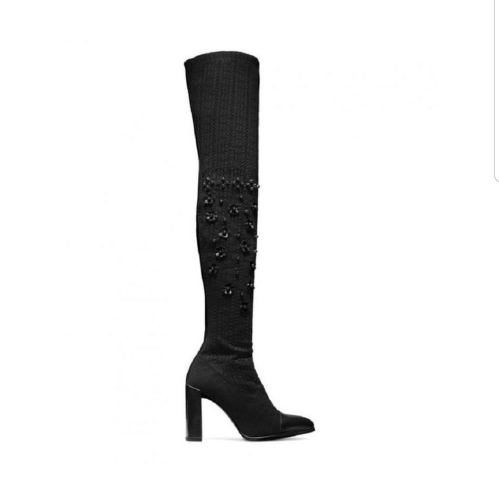 NIB Stuart Weitzman Embellished Boots